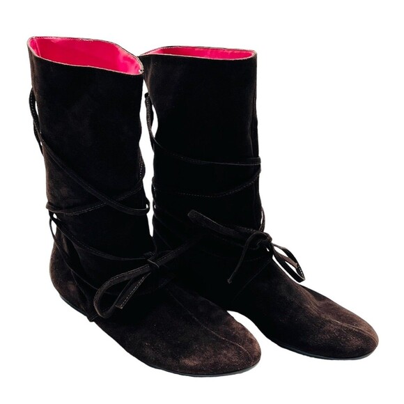 LILLY PULITZER Flower Dancer Brown Suede Moccasin Flat Boots Pink Lining Sz 8.5 - Picture 1 of 7